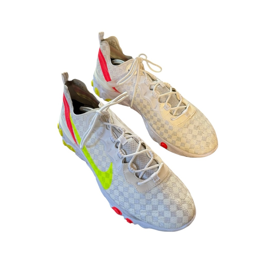 *Men’s Nike React Size 13 Element 55 CJ0782-100 in White Crimson



AA